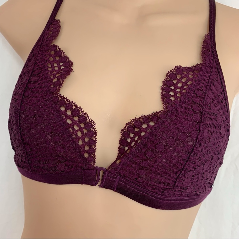 VICTORIA’S SECRET Scalloped Lace Design Bralette Front Closure RacerBack Small